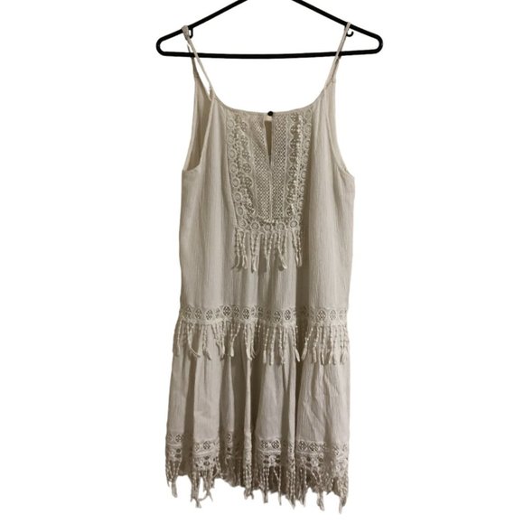 American Eagle Outfitters Dresses & Skirts - AMERICAN Eagle Off White Fringe Sleeveless Boho Mini Dress